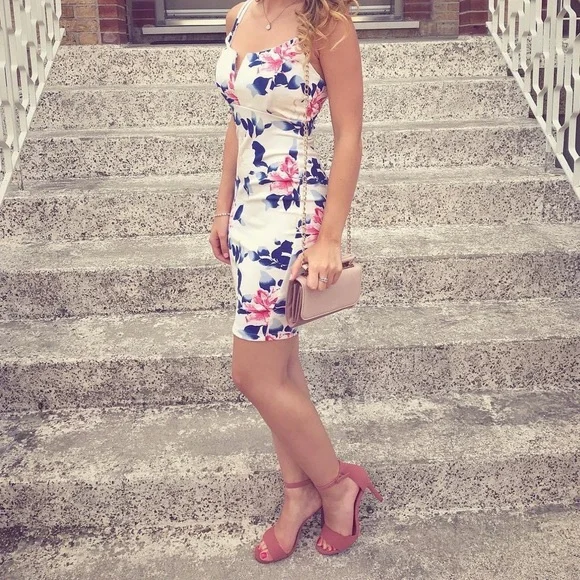 GUESS White Floral Dress, XS - Picture 2 of 7